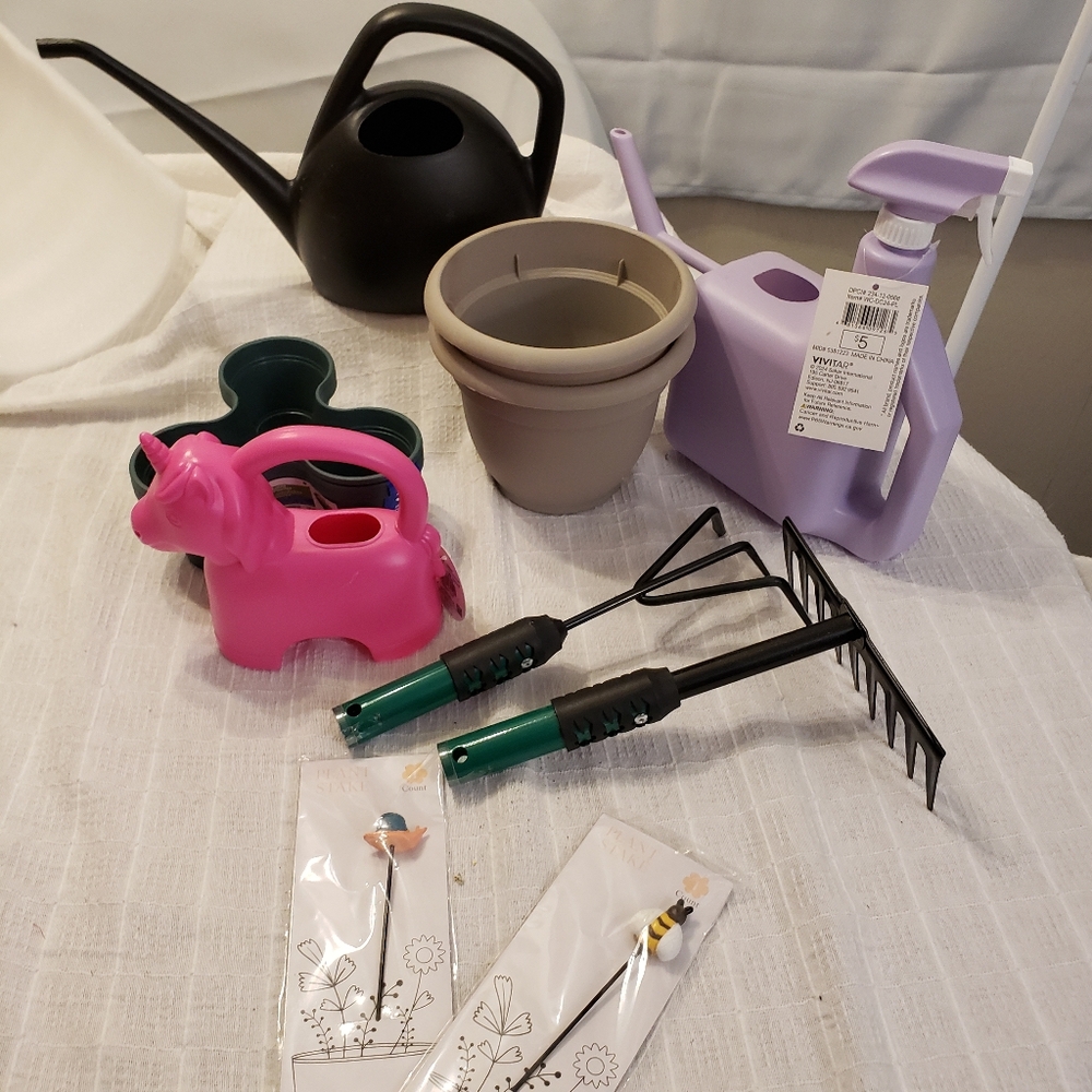 NWT garden gift pack